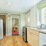 3 Bed In Oc-sz395
